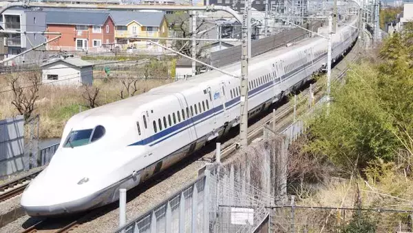 新神戸駅・淡路屋「ひっぱりだこの珈琲カップ」(1230円)～食卓にクスッと「笑い」も届ける駅弁グッズ！