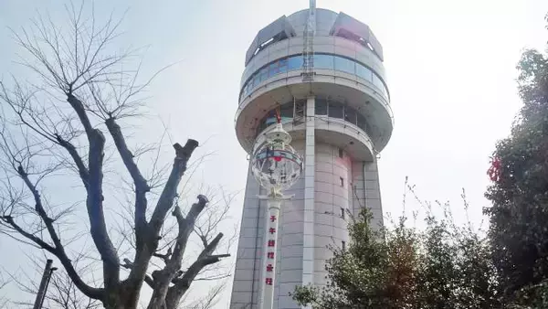 「新神戸駅「明石のおにぎり弁当」(720円)～昔からテイクアウト！「駅弁」135周年の節目に「時」を感じていただくおにぎり駅弁！」の画像