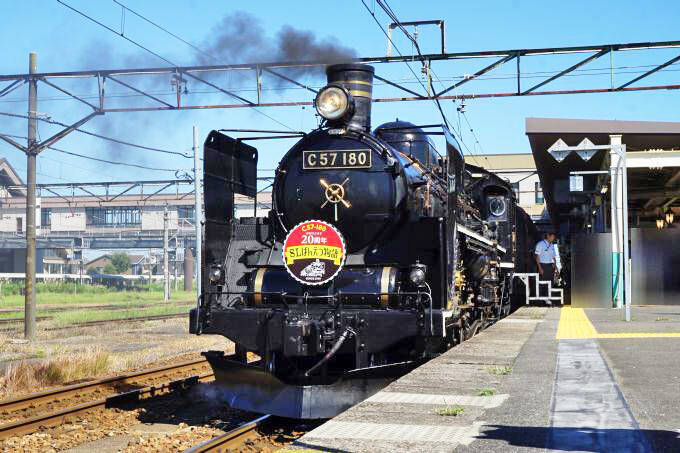 新津駅「えんがわ押し寿司」(1200円)～「駅弁の通信販売」を楽しもう！ 我が家で旅気分！(vol.3神尾弁当部編)