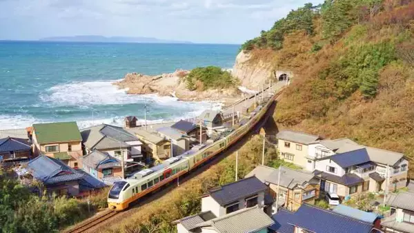 新津駅「海の彩」(1030円)～新潟の美しい日本海を思い浮かべていただきたい駅弁