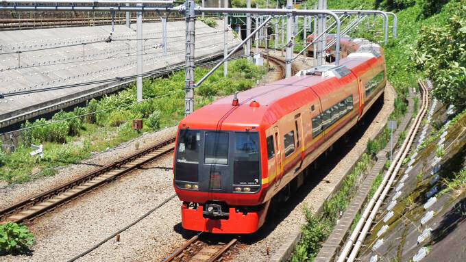 東京駅「江戸甘味噌かつ弁当」(850円)～駅弁はスマホで予約！ サクッと受け取り!!