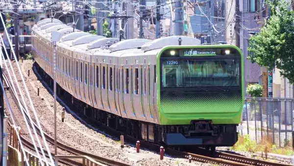 東京駅「江戸甘味噌かつ弁当」(850円)～駅弁はスマホで予約！ サクッと受け取り!!