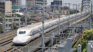 東京駅「日本橋～幕之内～」(1200円)～バラエティ豊かなおかずが楽しい！ 旅立ちの幕の内！！