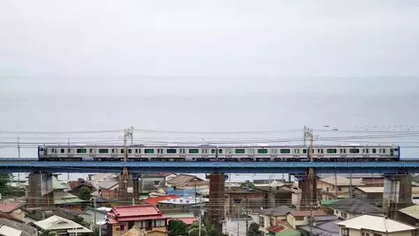 「横浜駅「私にご褒美4種のシウマイ膳」(980円)～「自分で自分を褒めたい」アナタを、駅弁が後押し！」の画像