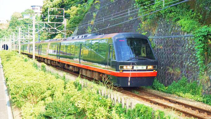 伊豆急下田駅「金目鯛押寿司 匠の三種」(1300円)～「キンメ電車」で味わいたい！ 金目鯛の駅弁