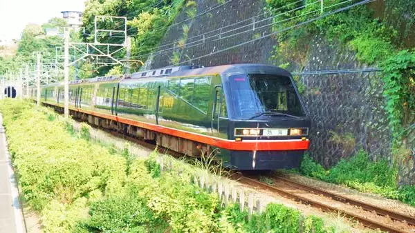 「伊豆急下田駅「金目鯛押寿司 匠の三種」(1300円)～「キンメ電車」で味わいたい！ 金目鯛の駅弁」の画像