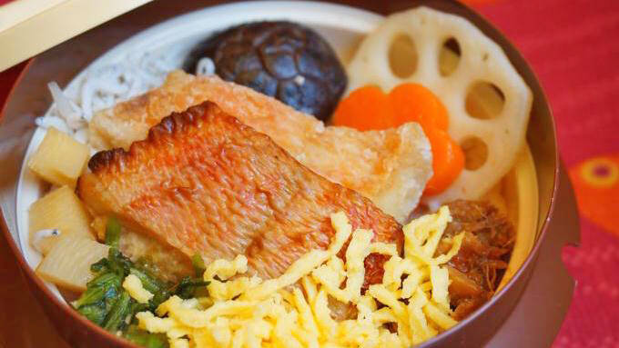 小田原駅「釜飯 金目まつり」(1200円)～キンメ駅弁でテンション上げて、伊豆への旅！