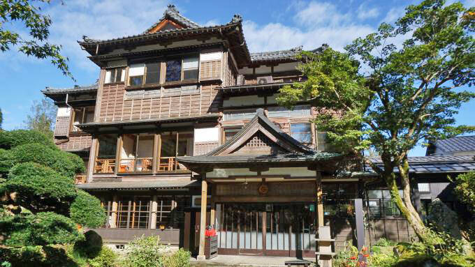 長岡駅「越後長岡喜作辨當(ミニチュアフィギュア販売記念)」(1650円)～弥彦線を辿って「嵐渓荘」へ