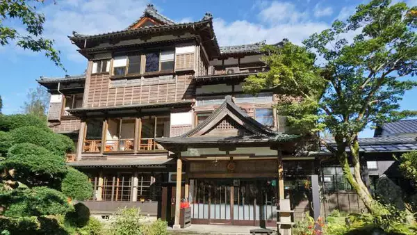 「長岡駅「越後長岡喜作辨當(ミニチュアフィギュア販売記念)」(1650円)～弥彦線を辿って「嵐渓荘」へ」の画像