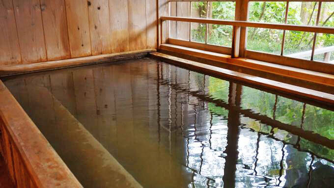 長岡駅「越後長岡喜作辨當(ミニチュアフィギュア販売記念)」(1650円)～弥彦線を辿って「嵐渓荘」へ