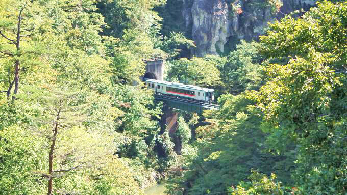 仙台駅「伊達武将隊弁当」(1100円)～伊達氏の足跡を辿って陸羽東線の旅