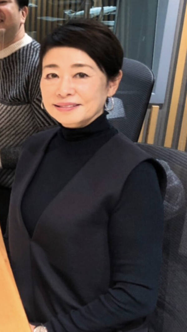 印刷可能 安藤 優子 髪型 ブロンド ヘア カラー