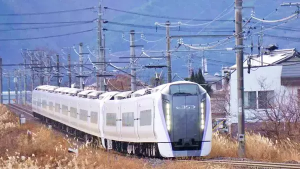 「小淵沢駅「松茸弁当」(1150円)～「あずさ」の歴史は師走に動く！？」の画像
