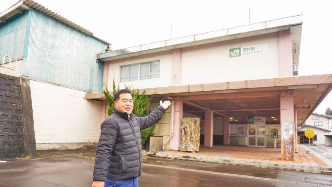 越後湯沢駅「どかんとかにずし」(950円)～駅弁屋さんの厨房ですよ！(vol.23「川岳軒」編(3))