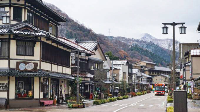 加賀温泉駅「炙りのどぐろ棒寿し」(1600円)～駅弁屋さんの厨房ですよ！(vol.24「高野商店」編(6))