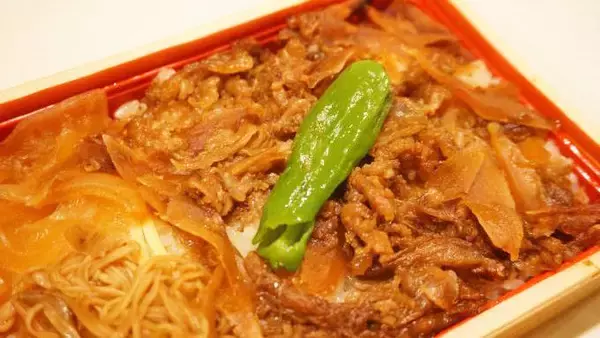 「姫路駅「あったかおうち駅弁 但馬牛牛めし弁当6食セット」(6480円)～冷めても美味しい駅弁から、「温めても美味しい」冷凍駅弁を作る！」の画像