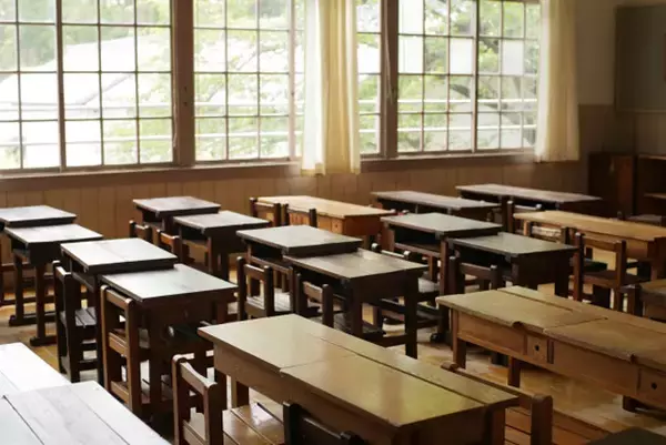 「学校の授業が眠くなる本当の理由」の画像