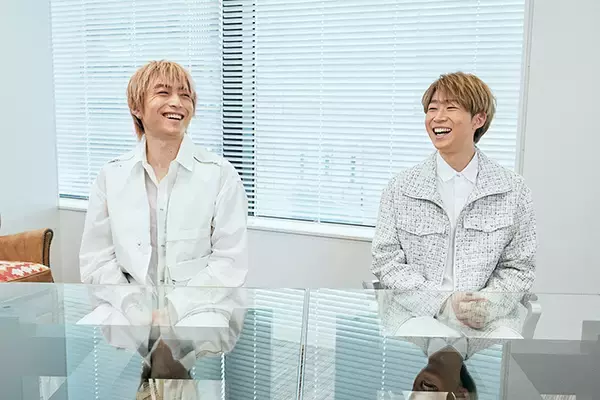 「『カラオケバトル』で話題の“崖っぷちシンガー”がブレイク間近！ 注目ユニット「D.Y.T」インタビュー」の画像