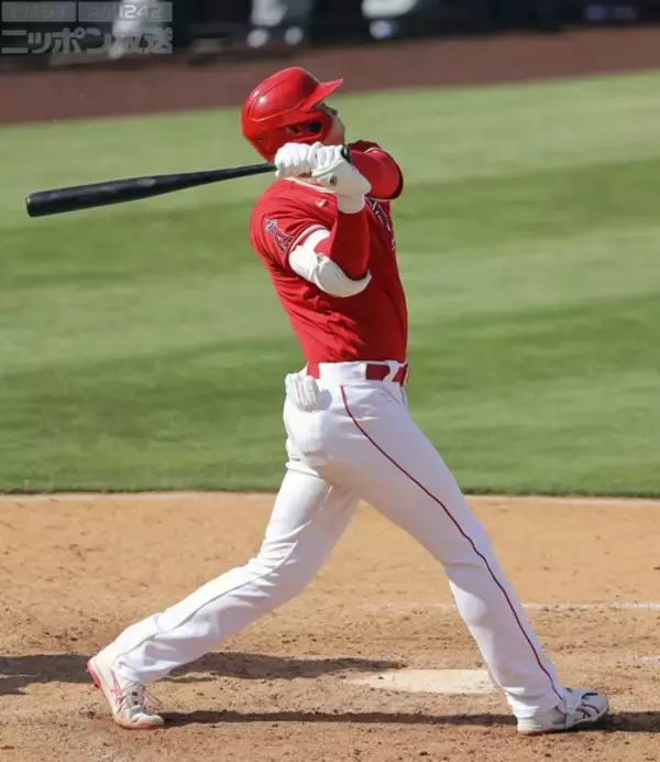 大谷、バックスクリーン越え！……「“2刀流”復活するかも！」幸先いいスタートに辛坊治郎も期待