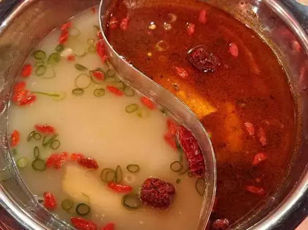 「「チゲ鍋」は間違った呼び名なんです」の画像