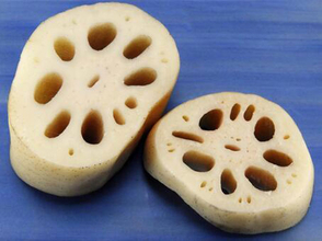 「蓮根」と書くけど「根」ではない　レンコンの正体とは