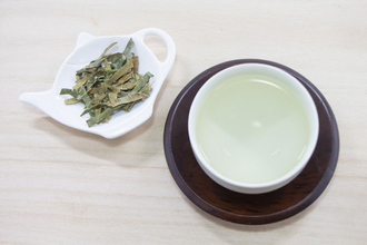 実も葉も体に良い「ビワ」　ただし、種には注意！