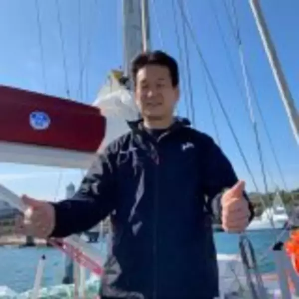 「辛坊治郎「嵐も2回経験したけど死なずに」　荒波を潜り抜けた洋上から報告」の画像