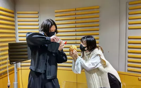 YOASOBI・ikura、地元は米シカゴ「お隣さんと庭が繋がっていて、大きいお庭でみんな行き来」