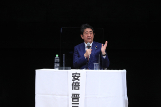 安倍前首相の再始動、二階・森山氏の影響……週刊文春記者が見る「ポスト菅」への動き