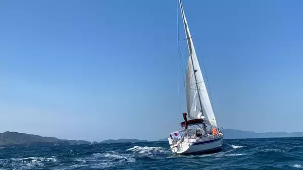 「辛坊治郎「懲役みたいな感じです」　狭い船内での“生活”を太平洋上から報告」の画像