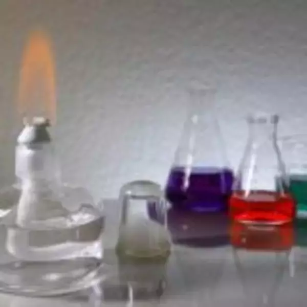 「櫻坂46 松田里奈は「アルコールランプ」、守屋麗奈は「リトマス試験紙」……好きだった理科の実験を振り返る」の画像