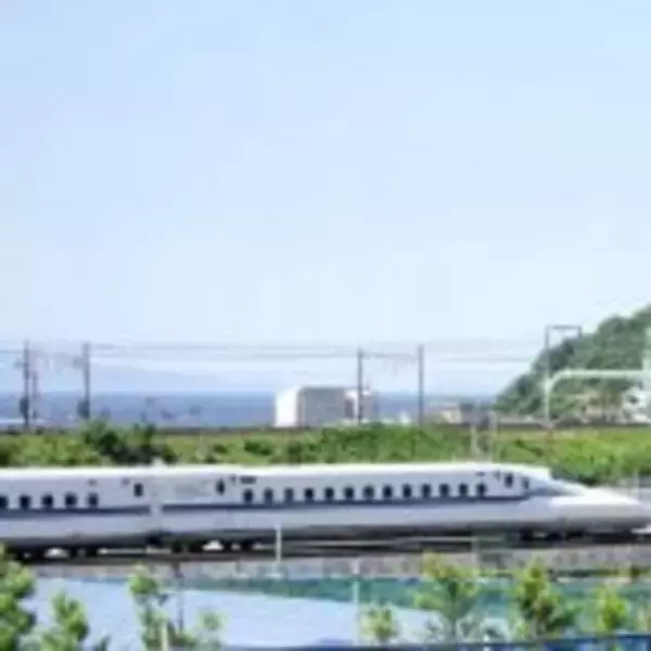 「デビューから1周年！　N700Sの快適車内で駅弁も満喫」の画像