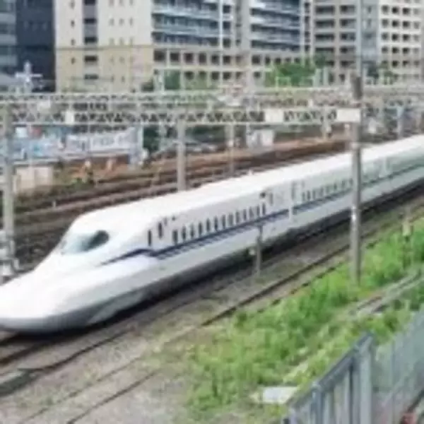 「デビューから1周年！　N700Sの快適車内で駅弁も満喫」の画像