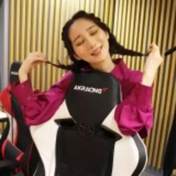 「ファーストサマーウイカ、大物司会者からのホワイトデープレゼントに感激「大昔の話やったのに……」」の画像