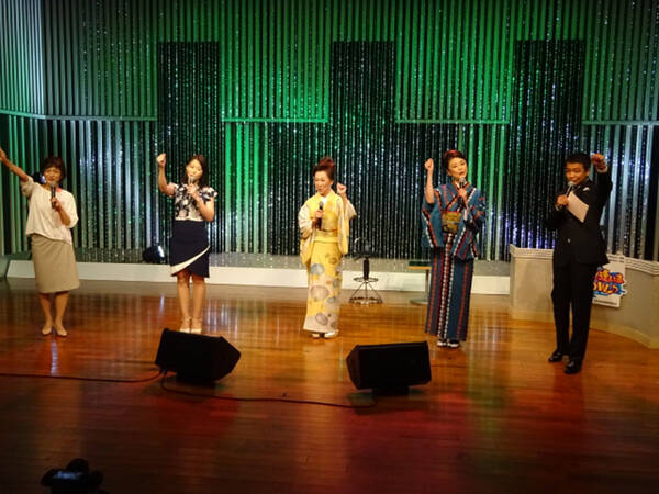 膝のお皿が割れて 多岐川舞子 ケガから完全復活で新曲発表 21年9月29日 エキサイトニュース 膝のお皿が割れて 多岐川舞子 ケガから完全復活で新曲発表 21年9月29日 エキサイトニュース