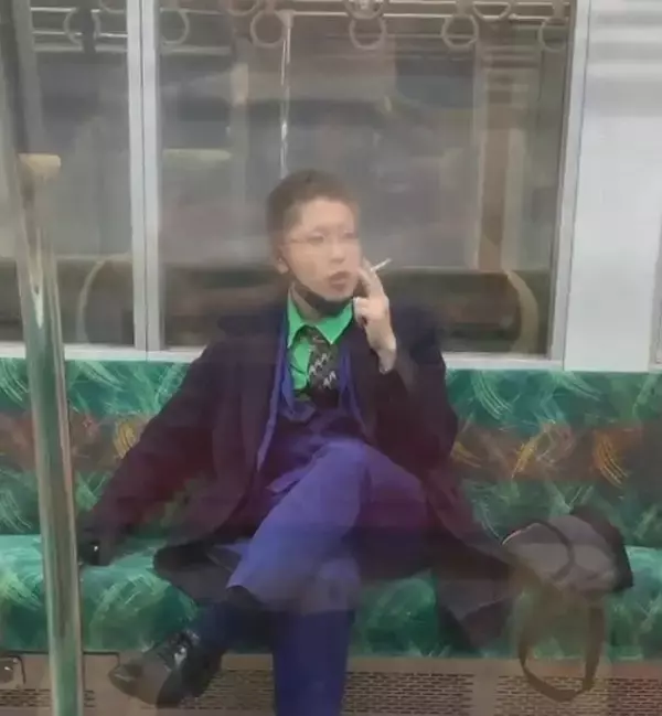 電車の“非常用ドアコック”は「システムを根本的に見直した方がいい」辛坊治郎が京王線刺傷で私見