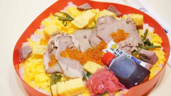 「岡山駅弁にイロイロな色の「桃」が登場している背景にあるものは？」の画像