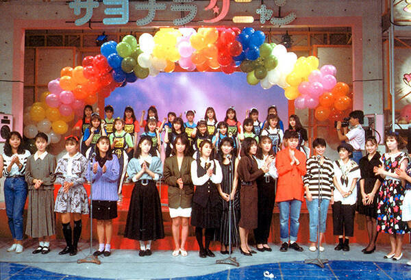 一大旋風を巻き起こした おニャン子クラブ の意外な活動期間 21年11月11日 エキサイトニュース