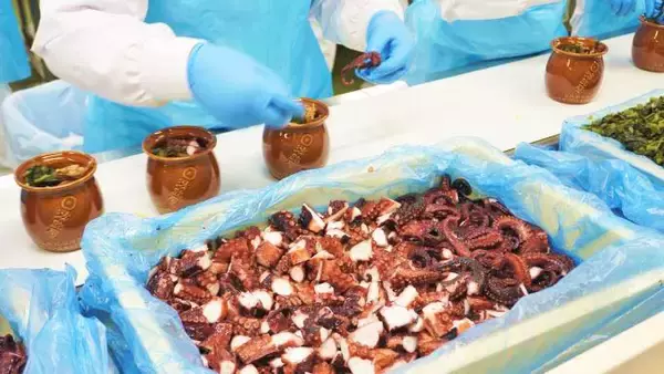 「国民の10人に1人が食べた人気駅弁、「ひっぱりだこ飯」の製造に密着してみた！　～神戸駅弁・淡路屋」の画像