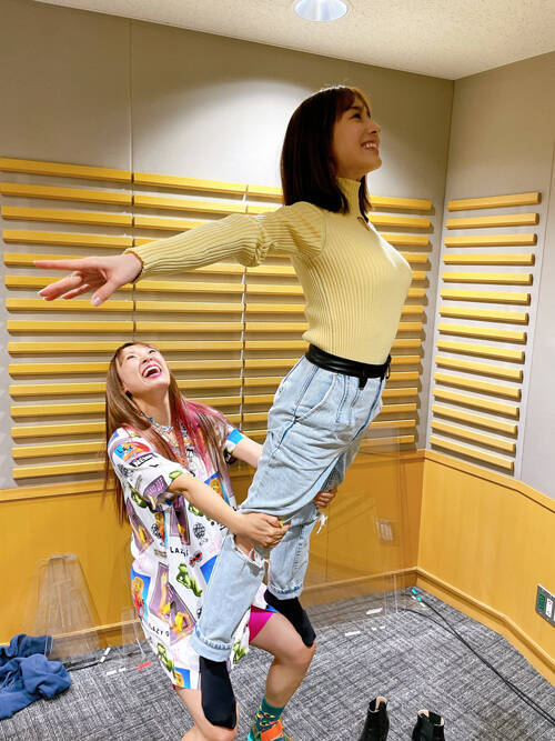 フワちゃん、番組パーソナリティの座を奪おうとする田中みな実にタジタジ「なんでそんなシビアな話してくるの？（笑）」