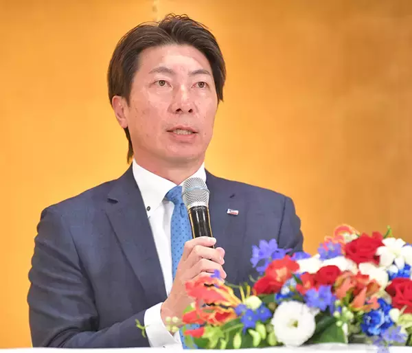 ヤクルト・高津臣吾監督に直撃　～阪神から「1人引き抜かれる」としたら、真っ先にプロテクトする選手は？