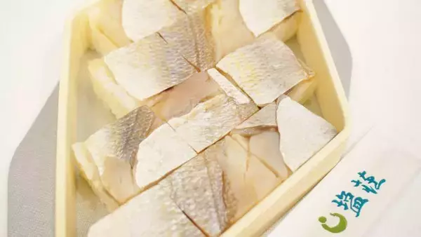 「もうすぐ新幹線がやって来る！　福井・敦賀の名物駅弁「元祖鯛鮨」とは？」の画像