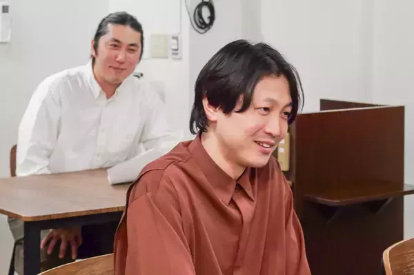 「絶対に真似しちゃダメ！？　好印象を残す面接対策をランパンプスが芸人視点で実演！」の画像
