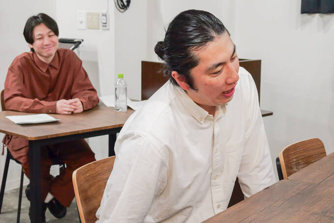 絶対に真似しちゃダメ！？　好印象を残す面接対策をランパンプスが芸人視点で実演！
