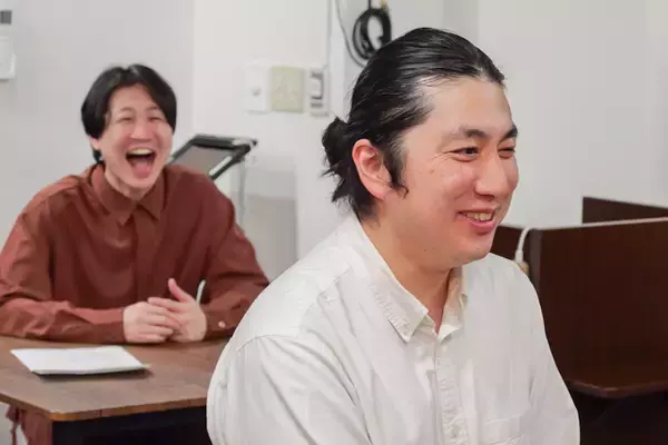 「絶対に真似しちゃダメ！？　好印象を残す面接対策をランパンプスが芸人視点で実演！」の画像