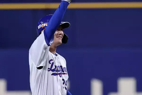 中日・石川昂弥、課題の“ストレート”を弾き返した！山本昌氏「まっすぐを打つと得意な変化球もくる」
