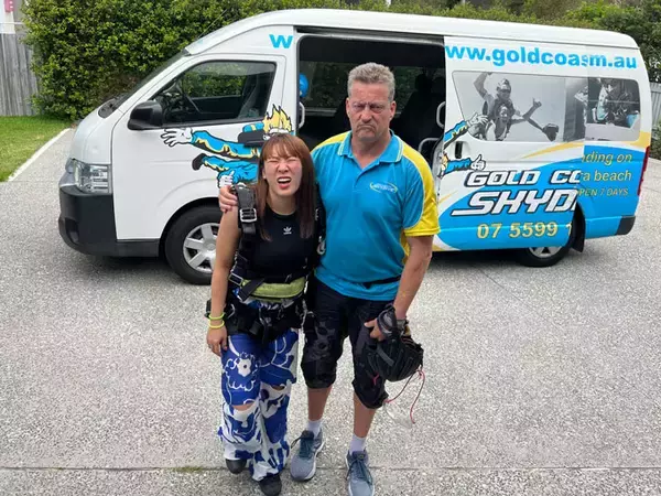 「フワちゃん、飛行機にもタクシーにもスカイダイビングにも締め出された散々なオーストラリア旅行を告白」の画像