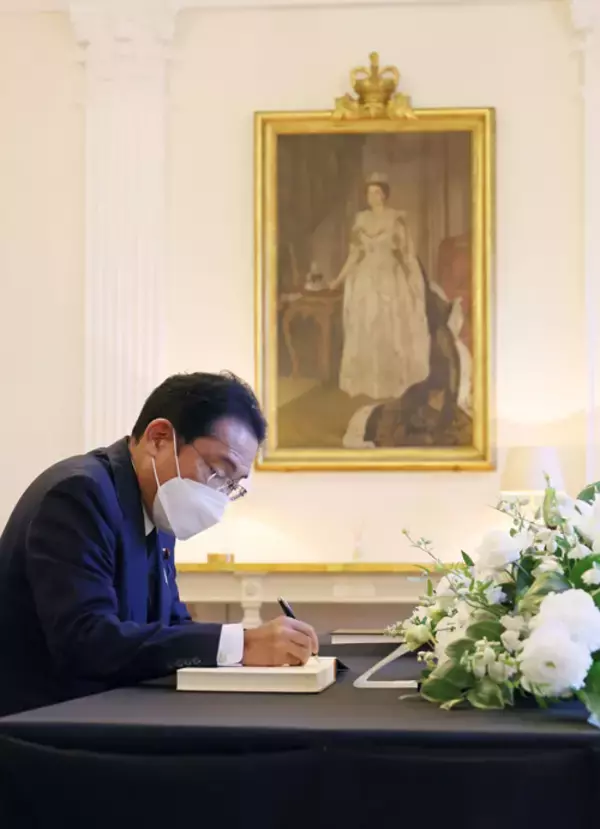 辛坊治郎「何をやっているんだ」とあきれ顔　岸田首相のエリザベス女王の「国葬」参列意欲に