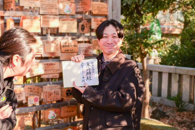 怪談会やコスプレイベントも！？　地域に開かれた新宿下落合氷川神社にてランパンプスが合格祈願！