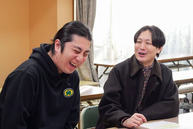 怪談会やコスプレイベントも！？　地域に開かれた新宿下落合氷川神社にてランパンプスが合格祈願！